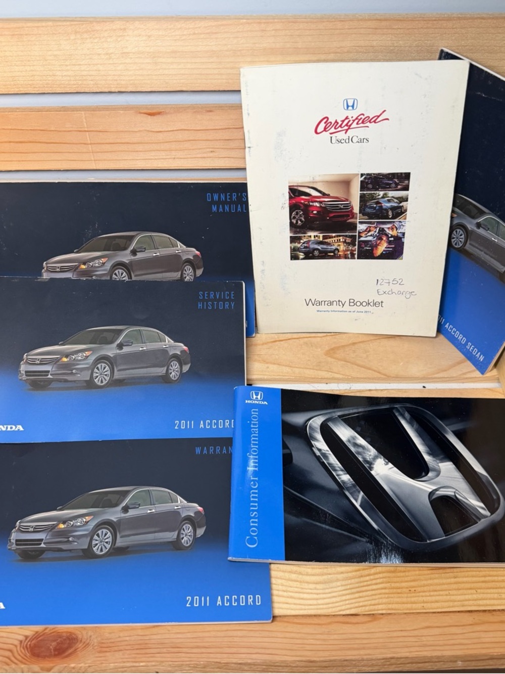 2011 Honda Accord Sedan Owner's Manual With Case & 6 Books